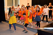 Muziklov vystoupen  1.A a 6.C, erven 2013