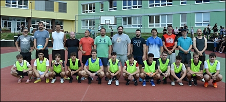 Rozlouen s devtm ronkem, erven 2024